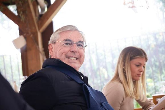 Exclusif - Bruno Darde, Maya - Les célèbres personnalités de la télé se sont retrouvés avec bonheur, dans le Sud, à Vallauris Golf-Juan, pour assister à un magnifique show de cabaret, en présence de Mr Le Maire K. Luciano et ses adjoints, heureux de répondre à l'invitation du dynamique Président de l'association "Valoriser Vallauris Golf-Juan", Mr B. Darde, ce passionné d'art et du monde associatif projette également de créer un Musée de Sculpture à ciel ouvert , mêlant Art et Espace Public.  © Jack Tribeca/Bestimage