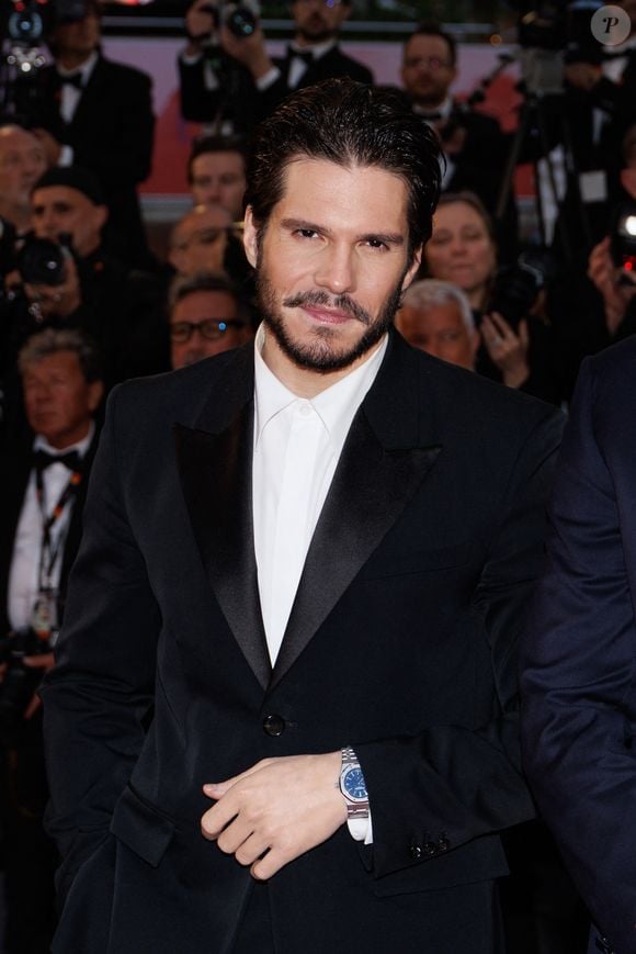 François Civil (montre Audemars Piguet) - Montée des marches du film « Die my love » lors du 78ème Festival International du Film de Cannes, au Palais des Festivals à Cannes. Le 17 mai 2025
© Jacovides-Moreau / Bestimage