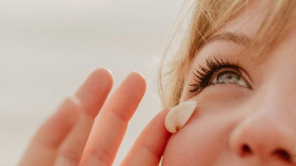 La peau sèche, pas une fatalité ! Ces gestes peuvent vous sauvez, tout comme ces 5 produits miracle