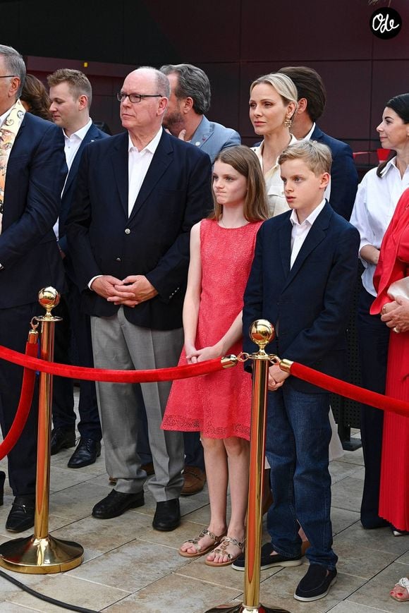 Le prince Albert II de Monaco, la princesse Charlène de Monaco, la princesse Gabriella de Monaco, comtesse de Carladès, et le prince Jacques de Monaco, marquis des Baux, assistent à l’inauguration de l’espace thématique consacré à la Principauté de Monaco à Europa-Park, à Rust, en Allemagne, le 29 juin 2026. © Dana Press/Bestimage