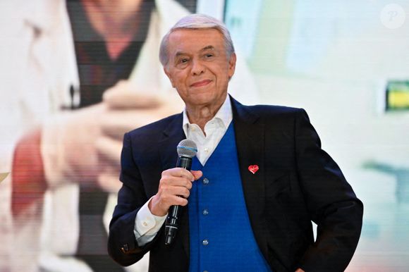 Le chanteur Salvatore Adamo lors de la 32ème édition du Télévie, un grand mouvement de solidarité, initié en 1989 et organisé par RTL Belgique, au profit de F.R.S - FNRS, Belgique le 19 septembre 2020. Photo par F.Andrieu/IsoPix/ABACAPRESS.COM
