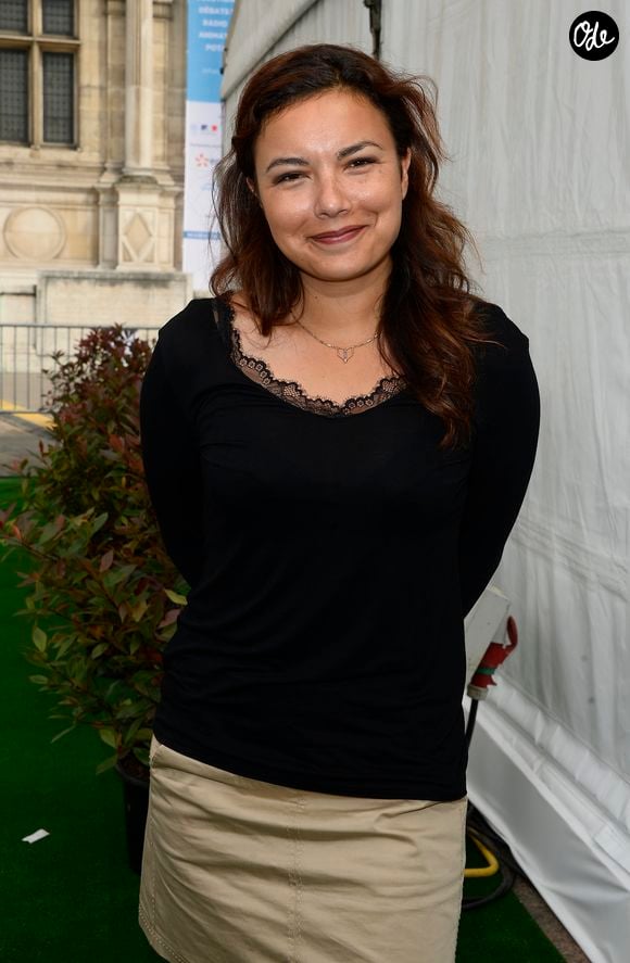 « Je n’ai plus d’adulte », écrit-elle avec beaucoup d'émotion.

Anaïs Baydemir - Inauguration du 13ème Forum International de la Météo et du Climat à l'Hôtel de Ville de Paris, le 27 mai 2016. © Coadic Guirec/Bestimage