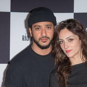 Slimane, Léa Castel - 6ème édition du concert caritatif "Une nuit à Makala" au Zénith de Lille, le 9 avril 2017. © Stéphane Vansteenkiste/Bestimage