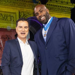 Exclusif - Laurent Luyat et Teddy Riner - Backstage - Personnalités sur le plateau de l'émission "Paris 2024 : merci! La grande soirée événement" sur les Champs-Elysées à Paris, à l'occasion des Jeux Olympiques et Paralympiques Paris 2024, diffusée en direct sur France 2, le 14 septembre 2024
© Perusseau-Ramsamy / Bestimage