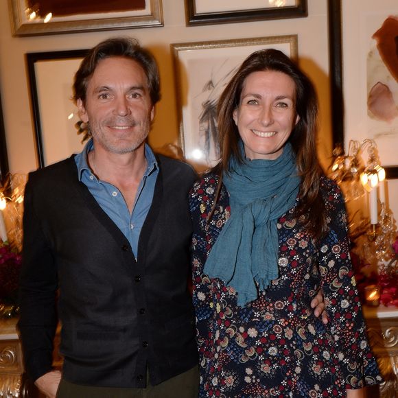 Anne-Claire Coudray et son mari Nicolas Vix lors du dîner caritatif organisé pour la soirée de Charité en faveur de la Fondation "Princesse Diya Kumari de Jaipur" à l'hôtel "Plaza Athénée". La Fondation vise à aider les personnes défavorisées au Rajasthan en développant des programmes de subsistance durables améliorant le niveau de vie et créant un environnement socioéconomique sain et plus équitable. Paris, le 29 novembre 2017.
© Rachid Bellak/Bestimage