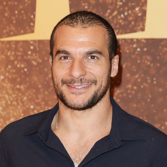 Le chanteur Amir Haddad Avant-première du film "Gladiator 2" au cinéma Pathé Palace à Paris le 10 novembre 2024. © Coadic Guirec / Bestimage