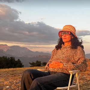 Éric Cantona et Rachida Brakni ont partagé plusieurs stories le 12 août, montrant qu’ils étaient "aux premières loges" pour observer l’éclipse solaire depuis les Hautes-Alpes.