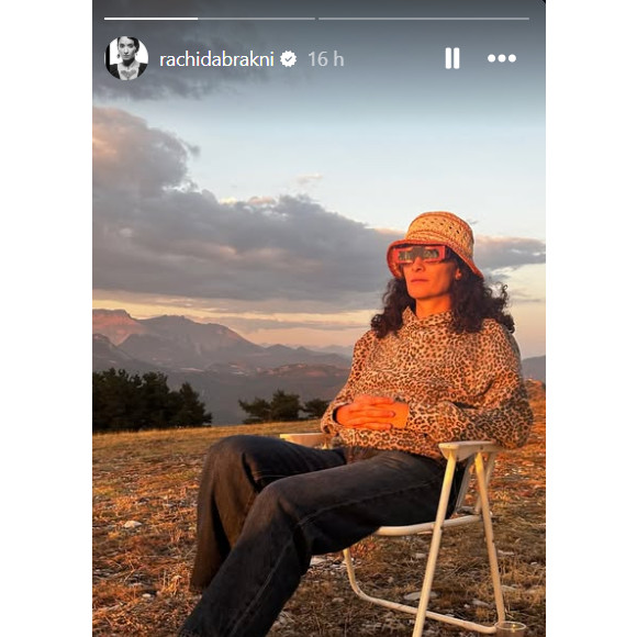 Éric Cantona et Rachida Brakni ont partagé plusieurs stories le 12 août, montrant qu’ils étaient "aux premières loges" pour observer l’éclipse solaire depuis les Hautes-Alpes.