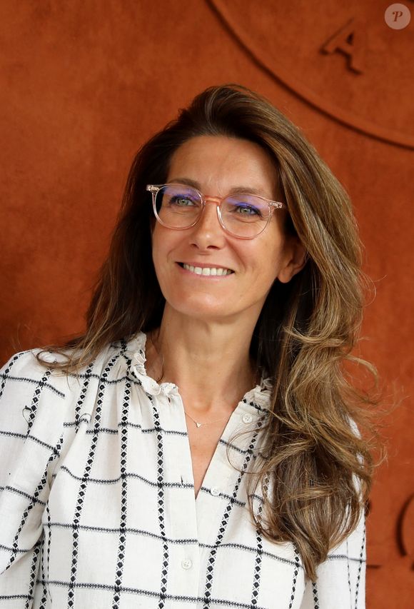 Pour Anne-Claire Coudray, reprendre le direct après un tel drame relève de l’exploit...

Anne-Claire Coudray au village (jour 13) lors des Internationaux de France de Tennis de Roland Garros 2022 à Paris, France, le 3 juin 2022. © Dominique Jacovides/Bestimage
