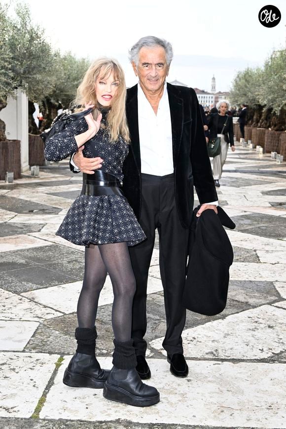 Arielle Dombasle et Bernard-Henri à Venice.
©SGPItalia