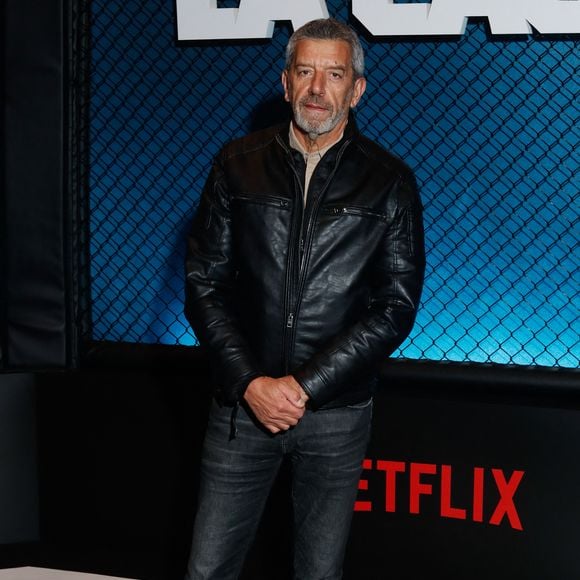 Michel Cymes - Avant-première de la série "La cage" se déroulant dans le monde du MMA réalisée par F. Gastambide avec l'aide de D. Krespine qui sera diffusée sur Netfilx à partir du 8 novembre 2024 au Cinéma Pathé Palace à Paris le 4 novembre 2024. © Christophe Clovis / Bestimage