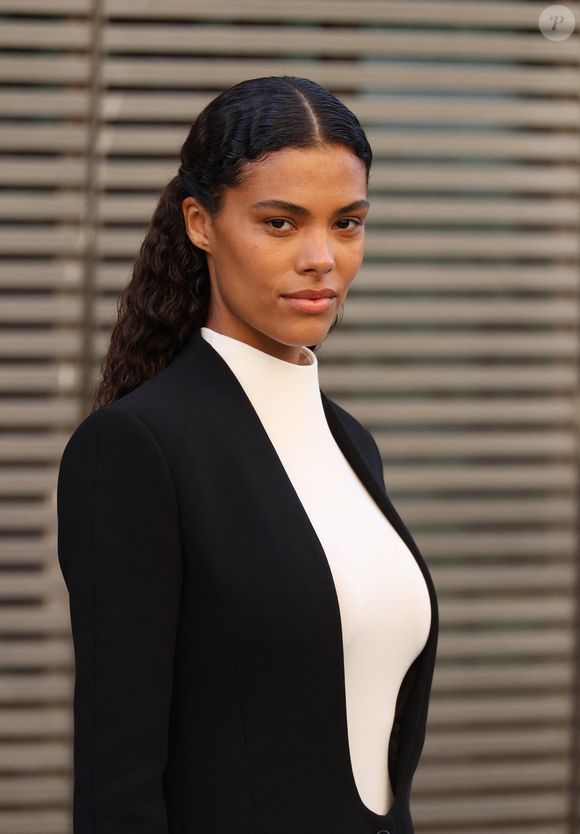 Tina Kunakey - Arrivées au défilé Courrèges mode femme automne / hiver 2024-2025 lors de la Fashion Week de Paris (PFW) au Carreau du Temple, à Paris, France, le 28 février 2024. © Denis Guignebourg/Bestimage