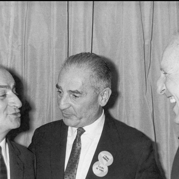 C'est ce qu'a révélé Danièle Thompson, co-scénariste de cette célèbre comédie réalisée par Gérard Oury.

Archives : Louis de Funès et Bourvil pour la sortie du film "La grande Vadrouille"
AGENCE / BESTIMAGE