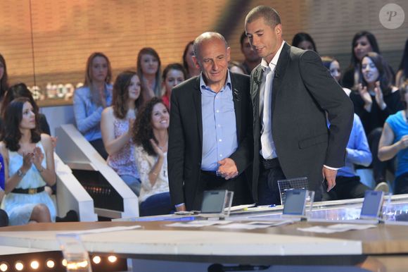 Archive - Jean-Michel Aphatie et Ali Baddou - Canal Plus, Le Grand Journal. Paris, le 25 mai 2012
