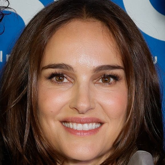 Natalie Portman - Avant-première du film d'animation "Arco", produit par N.Portman à l'UGC Ciné Cité Bercy à Paris, le 12 octobre 2025. 
© Julien Sarkissian / Bestimage