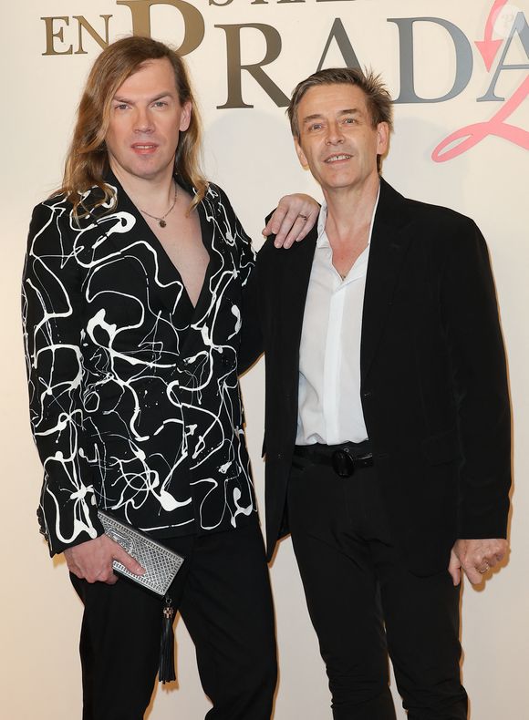 Christophe Guillarmé avec son mari - Première du film "Le Diable s'habille en Prada 2" au cinéma Le Grand Rex à Paris, le 27 avril 2026.

© Guirec Coadic/Bestimage