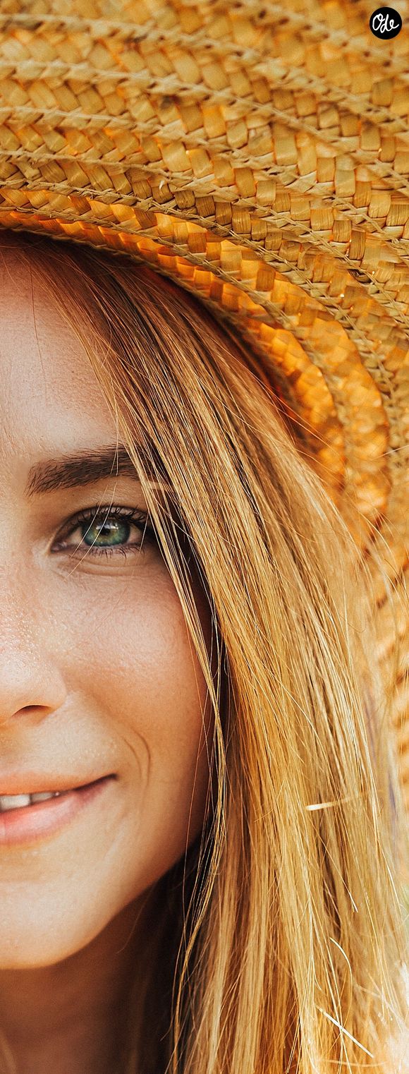 Des géants de la beauté en proposent dans des textures libres ou compactes ultra-efficaces pour flouter les imperfections et matifier le teint.