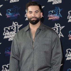 Devenu père de deux enfants, Eva Alba (née en 2021) et Darel (né en mai 2025), eus avec sa compagne Soraya, le chanteur a fait le choix de se sédentariser pour leur offrir un cadre stable. 

Kendji Girac participe à la 27ème édition des NRJ Music Awards le 31 octobre 2025 à Cannes, France. Photo par David NIVIERE/ABACAPRESS.COM