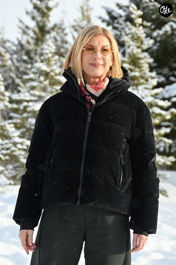 Michele Laroque pose pour la séance photo du film « Mauvaise pioche » lors du 29e Festival du film d'humour de l'Alpe d'Huez, en France, le 22 janvier 2026. Photo de Mireille Ampilhac/ABACAPRESS.COM