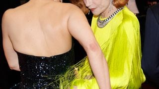 Isabelle Huppert : Altercation sur le tapis rouge avec une célèbre actrice, elle peut dire aurevoir à sa robe !