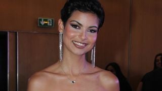Eve Gilles perd ses moyens après avoir obtenu son écharpe à Miss Supranationale 2026, en Pologne
