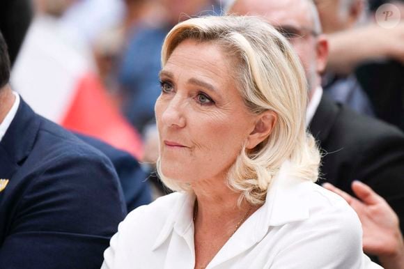 Marine Le Pen lors du meeting du Rassemblement National pour les Estivales dans les arènes de Beaucaire, France, le 16 Septembre 2023.