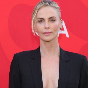 Charlize Theron lors de la fête de quartier 2024 du Charlize Theron Africa Outreach Project au Universal Studios Backlot, le 13 juillet 2024 à Universal City, Californie. Photo Press Service / BESTIMAGE