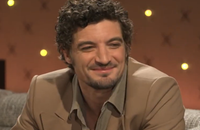 Niels Schneider invité de Conversations, pour "Madame Figaro"