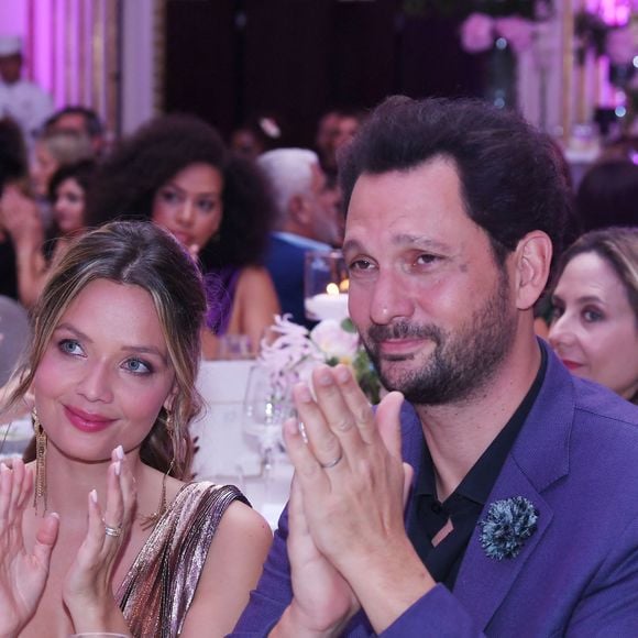 Eric Antoine et sa femme Gennifer Demey - Soirée de gala du 10ème anniversaire de l’association "Les Bonnes Fées" à l’Hôtel The Peninsula Paris le 8 octobre 2025. © Rachid Bellak/Bestimage