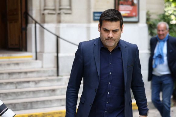 Matthieu Lartot lors de la cérémonie d'enterrement de Daniel Bilalian à l'église Saint-Pierre de Neuilly-sur-Seine, près de Paris, France, le 22 mai 2025. Photo by Firas Abdullah/ABACAPRESS.COM