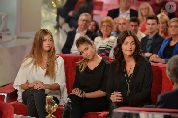 Elisa Huster, Toscane Huster et Cristiana Reali lors de l'enregistrement de Vivement Dimanche à Paris, France, 24 septembre 2014. Photo par Max Colin/ABACAPRESS.COM