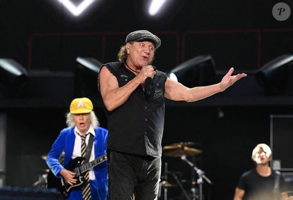 Angus Young et Brian Johnson d'AC/DC lors d'un concert à l'Ullevi Arena à Gothebburg, Suède, le 28 juillet 2025. Photo par Tommy Holl/Stella Pictures/ABACAPRESS.COM