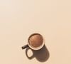 Le café décaféiné a été associé à des progrès sur certains tests de mémoire et sur le sommeil.

Photo prise par Jakub Dziubak / Unsplash