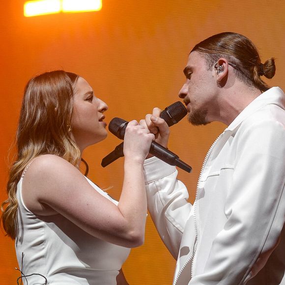 Héléna Bailly et Pierre Garnier lors du concert de la Star Academy à Lyon, le 15/03/24. Photo Sandrine Thesillat / Panoramic