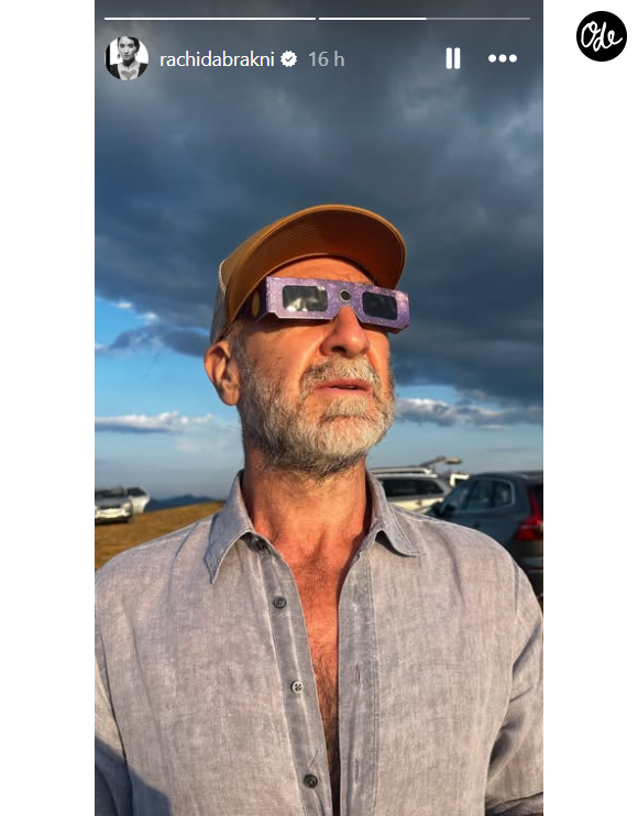 Éric Cantona et Rachida Brakni ont partagé plusieurs stories le 12 août, montrant qu’ils étaient "aux premières loges" pour observer l’éclipse solaire depuis les Hautes-Alpes.