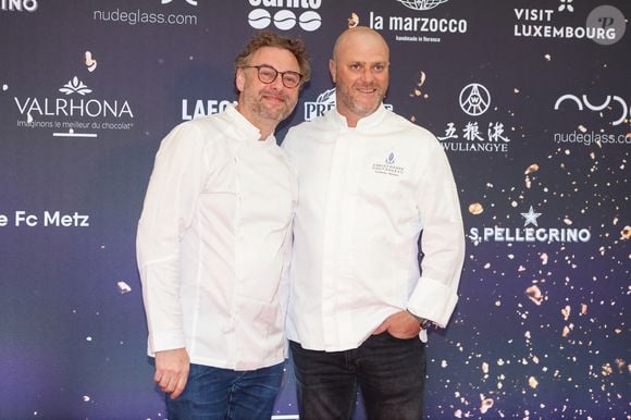Arnaud Donckéle et Christopher Coutanceau - Cérémonie du Guide Michelin France 2025 au Centre des Congrès Robert Shuman à Metz le 31 mars 2025. © Jean-Marc Lhomer/Bestimage