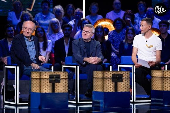 Exclusif - Laurent Ruquier, Philippe Geluck, Steevy Boulay lors de l'enregistrement de l'émission "La Boîte à secrets", présentée par F.Bollaert et diffusée le 16 octobre sur France 3, à Paris, France, le 29 septembre 2026. © Cyril Moreau/Bestimage