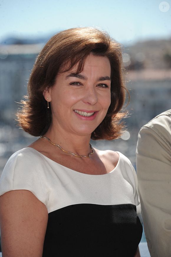 L'auteure française et veuve de l'acteur Yves Montand, Carole Amiel pose pour le photocall de 'Le Sauvage' lors du 64ème Festival de Cannes à Cannes, France, le 16 mai 2011. Photo Giancarlo Gorassini/Abaca