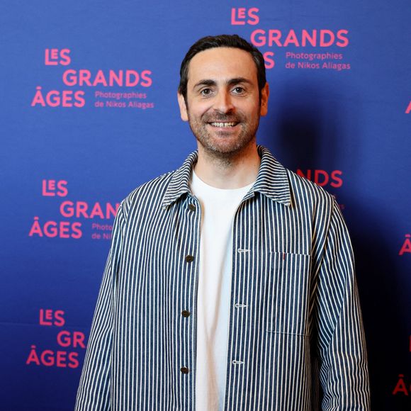 Camille Combal lors du vernissage de l'exposition "Les grands âges", photographies de Nikos Aliagas au musée de l'Homme à Paris le 7 avril 2026.

© Dominique Jacovides/Bestimage