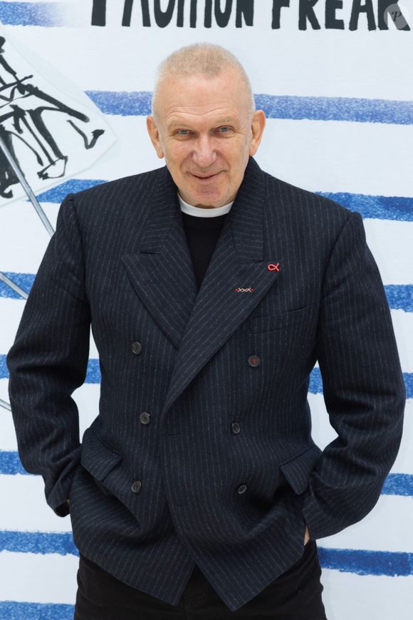 Malheureusement, il est décédé du Sida en 1990

Conférence de presse de Jean-Paul Gaultier pour son événement "Fashion Freak Show" à Milan au Théâtre Archiboldi le 6 mars 2024.
Le show se déroulera du 7 au 24 mars 2024.
Crédit : SGP / BESTIMAGE