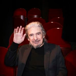 Serge Lama - Marie-Paule Belle donne un concert au théâtre de Passy pour fêter ses 50 ans de carrière le 4 janvier 2024 à Paris.

© Jack Tribeca  / Bestimage