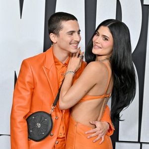 8 décembre 2025. Première à Los Angeles de "Marty Supreme" de A24.
Samuel Goldwyn Theater, Beverly Hills, Californie. Sur la photo : Timothée Chalamet et Kylie Jenner. © AGENCE / BESTIMAGE