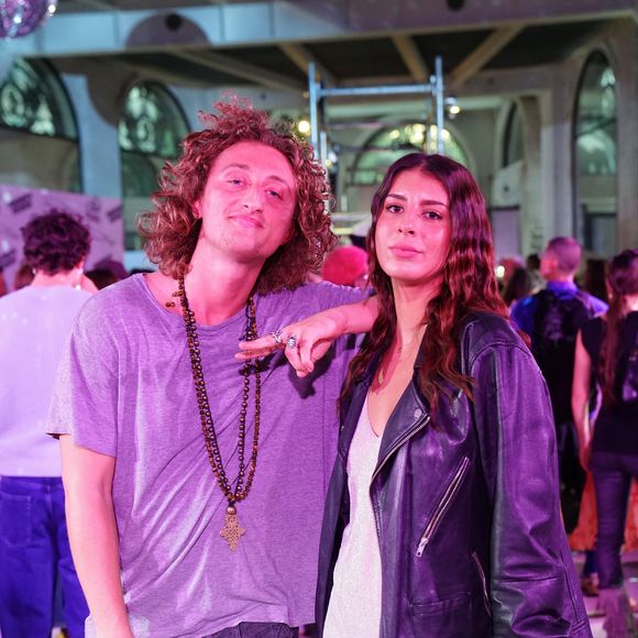 Exclusif - Joalukas Noah et une amie lors de la soirée des 20 ans de la marque American Vintage à Paris le 29 avril 2025.

© Anne-Sophie Guebey / Bestimage