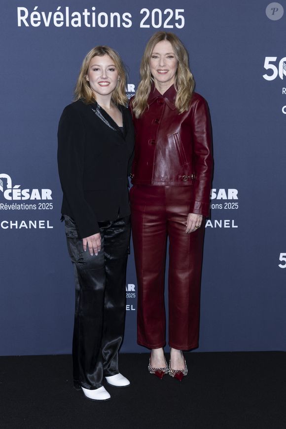 Léa Drucker et Maïwene Barthelemy - Photocall de la soirée "Cesar Révélations 2025" au Trianon à Paris le 20 janvier 2025.
© Olivier Borde / Bestimage