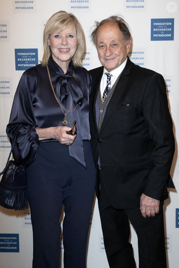 Chantal Ladesou et son mari Michel Ansault assistent au Gala des Stethos d'or 2025 à l'Hôtel Georges V, le 24 mars 2025 à Paris, France. Photo par David NIVIERE/ABACAPRESS.COM
