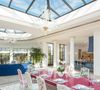 Proposée à la vente depuis dix ans, cette majestueuse bâtisse a tout de même vu son prix initial baisser de 15 millions d'euros.

Cogemad - Le palais vénitien vendu à Cannes