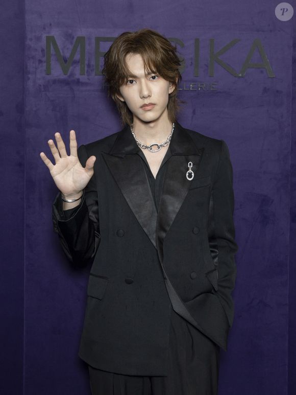 Mark Ma au photocall du défilé Messika Collection Femme Prêt-à-Porter Printemps/Eté 2026 lors de la Fashion Week de Paris (PFW), au Musée des Arts décoratifs, à Paris, France, le 13 octobre 2025. © Olivier Borde/Bestimage