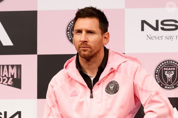 Lionel MESSI assiste à une conférence de presse un jour avant le match amical entre les clubs de football Inter Miami et Vissel Kobe à Tokyo.  © Rodrigo Reyes Marin/ZUMA Press Wire