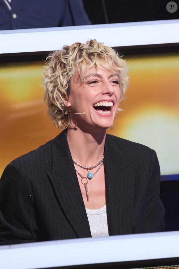 Exclusif - Sara Mortensen - Enregistrement de l'émission "100% Logique", présentée par Cyril Féraud et diffusée le 12 avril 2025 sur France 2. Le 17 décembre 2024
© Cyril Moreau / Bestimage