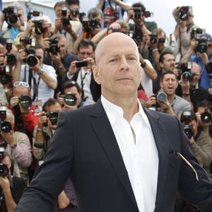 Bruce Willis lors du photocall du film "Moonrise Kingdom" pendant le 65ème Festival du film de Cannes en mai 2012. © BORDE-MOREAU / BESTIMAGE